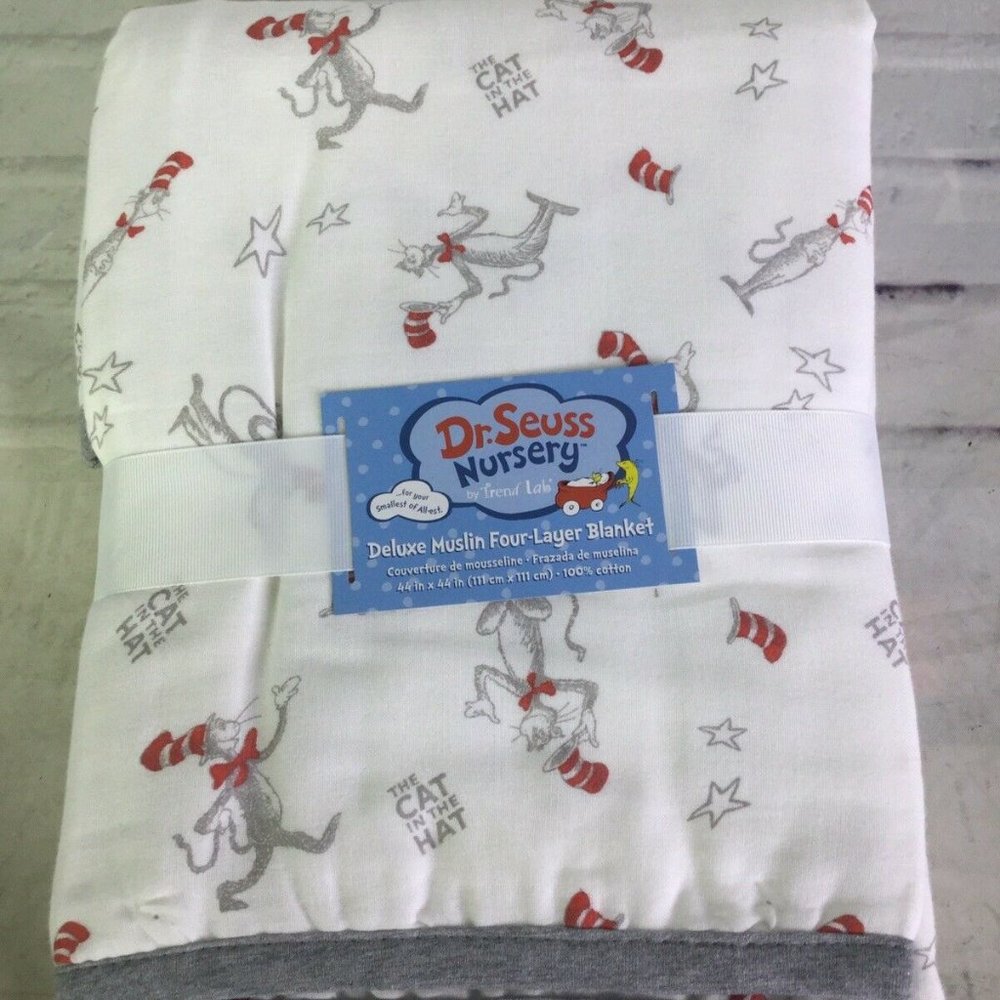 Dr Seuss Nursery Cat In The Hat Baby Blanket NEW
